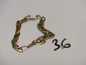 1 bracelet cassé en or. PB 10,4g