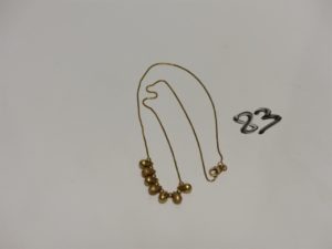 1 collier en or orné de motifs en or poli et granité (L36cm). PB 5g