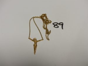 1 Chaîne en or maille forçat motif central à décor du Christ (L44cm). PB 5,1g