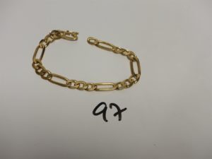 1 Bracelet en or maille alternée (L18cm). PB 14g
