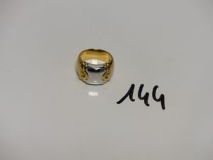 1 Chevalière en or bicolore (Td52). PB 13,6g