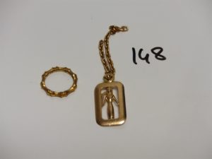 1 Morceau de collier en or et 1 alliance en or ouvragée (Td54). PB 13,5g