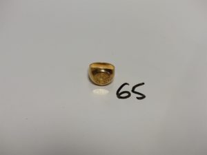 1 chevalière en or gravéee "CR" (Td55). PB 5,9g