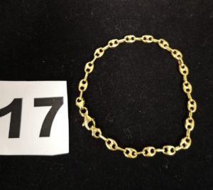 1 Bracelet enfant maille grain de café en or (L 18cm). PB 6,1g