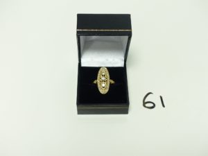 1 Bague en or style marquise ornée de diamants (Td57). PB 6,6g