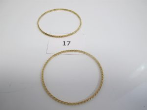 1 Bracelet en or torsadé(D7 cm),1 bracelet en or torsadé(D 7cm).PB29,5g.