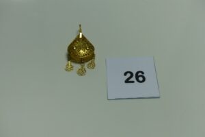 1 pendentif meskia en or à motifs filigranés (H3cm). PB 6g