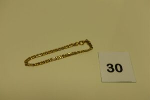 1 bracelet maille marine bicolore cabossé en or (L18cm). PB 5,8g