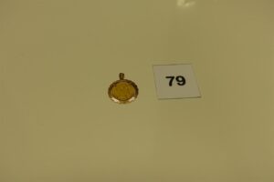 1 pendentif monture en or serti-griffes 1 pièce de 20Frs NAPIII 1855A. PB 8,4g