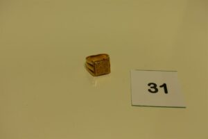 1 chevalière gravée en or (td62).PB 7,5g