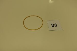 1 bracelet jonc en or 22K (diamètre 6,5cm). PB 10,1g