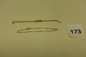 1 bracelet gourmette en or non gravée (L14cm) et 1 chaîne maille forçat en or (L44cm). PB 6.2g