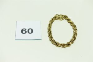 1 bracelet en or maille torsadée (fermoir à fixer, un peu cabossé,L20cm). PB 13,2g