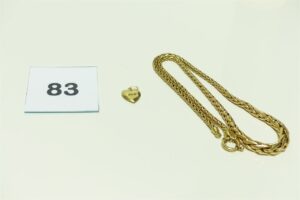 1 pendentif coeur (cabossé) en or et 1 collier maille palmier en or (L42cm). PB 13,4g