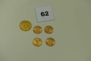 1 lot de pièces en or (1 de 50Frs A1857)(4 de 20Frs RF1907). PB 41,9g