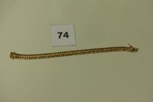1 bracelet maille festonnée en or (L19cm, 1 peu usé). PB 11,4g