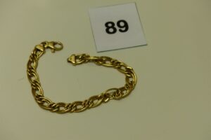 1 bracelet maille tressée en or (L20cm). PB 12,7g