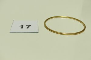 1 Bracelet jonc en or (Diamètre 6,5cm). PB 17,8g