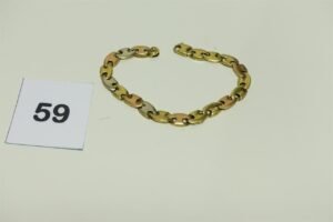 1 Bracelet en or 750/1000 tricolore maille grain de café (L20cm). PB 17,2g