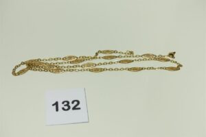 1 Collier sautoir à maillons filigranés (cassé) en or 750/1000. PB 16,9g