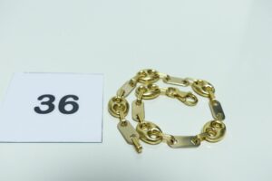 1 Bracelet maille grain de café ronde et plate en or 750/1000 (L19cm). PB 10,3g