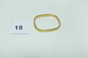 1 bracelet en or 750/1000 de forme rectangulaire (L5,5/6,5cm). PB 19,1g
