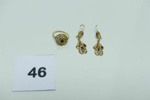 1 bague (Td55) et 2 pendants (1 tige cassée). Le tout en or 750/1000 et orné de petites pierres. PB 6,4g