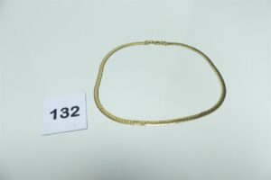 1 collier maille anglaise en or 750/1000 (L40cm). PB 15,8g