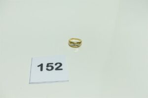 1 petite chevalière en or 750/1000 ornée d'un petit diamant (Td48). PB 3g