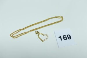 1 chaîne maille corde en or 750/1000 (L56cm) et 1 pendentif coeur en or 750/1000 orné de petites pierres. PB 5,4g