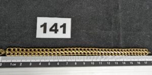 1 Bracelet maille en huit (L18,5cm) en or 750/1000 18k. PB 6,4g
