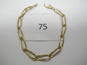 1 Bracelet en or 18k(750/1000)maille gmtte fermoir brisé(L23cm).PB 13,63g.