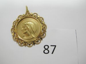 1 Médaille en or 18k(750/1000) de la vierge(H3,5cm).PB 6,53g.