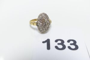 1 Bague marquise en or 750/1000 motif central bicolore et orné de petits diamants (Td53). PB 4,1g