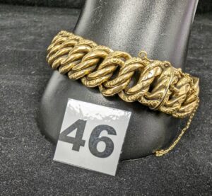 1 Bracelet maille américaine, chainette de sécurité cassée, (L20,5cm), en or 750/1000 18k. PB 30,6g
