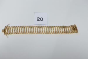 1 bracelet maille articulée en or 750/1000 (L20cm). PB 30,3g