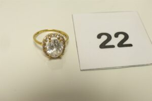 1 bague en or 750/1000 18K ornée d'une grosse pierre (Td53). PB 3,4g