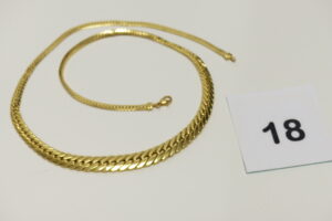 1 Collier maille anglaise en or 750/1000 18k (un peu cabossé, L45cm). PB 10,2g