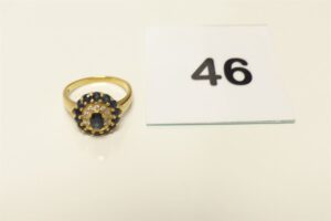 1 Bague en or 750/1000 18k ornée de pierres bleues et petits diamants (td55). PB 5,5g