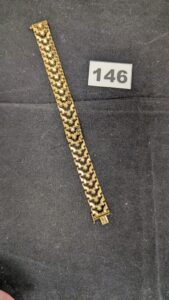 1 Bracelet articulé (L18,5cm) en or 750 /1000 18k. PB 16,3g