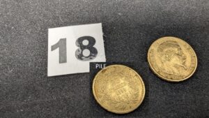 1 Piece Napoleon III de 20fr année 1865 en or 900/1000 21,6k. PB 6,4g