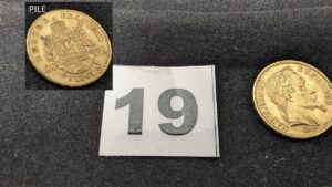 1 Napoleon III tête laurée année 1865 en or 900/1000 21,6k. PB 6,4g