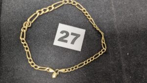 1 Bracelet en maille alternée fermoir à fixer, (L25,5cm) 750/1000 18k. PB 5,48g