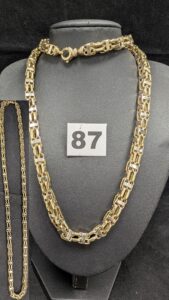 1 Chaine maille fantaisie (L68cm) plusieurs maillons trés abimés, en or 585/1000 14k. PB 50,3g