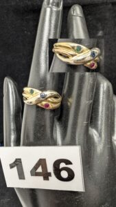 1 Bague orné de pierre de plusieurs couleurs (tuti fruit TD55) monture trois ors 750/1000 18k. PB 2,87g