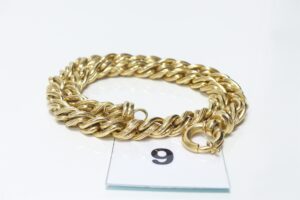 1 collier maille tressée en or 750/1000 (L47cm). PB 55,9g