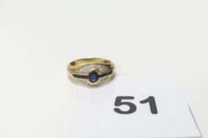 1 bague en or 750/1000 18k ornée de petites pierres et petits diamants (Td55). PB 3,9g