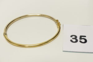 1 Bracelet jonc creux en or 750/1000 (Diamètre 5/6cm). PB 4,5g