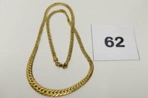 1 Collier maille anglaise en or 750/1000 (18K, abimé, Longueur 46cm). PB 9,3g